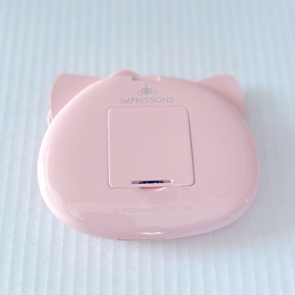 Hold Hello Kitty Compact LED Mirror - Hold for Lovely L - Picture 7 of 10